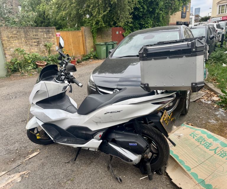 Honda, PCX, 2022, 125 (cc)