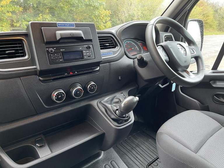 2021 Renault Master ZE 56KW FWD 3T1 L2 H2 ED MESS CREW CAB Unlisted Electric PANEL VAN Electric M...