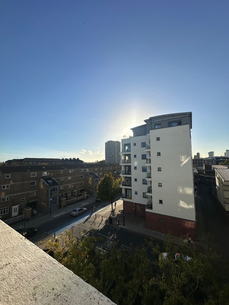 Spacious 2-Bedroom Maisonette with Private Balcony in E1