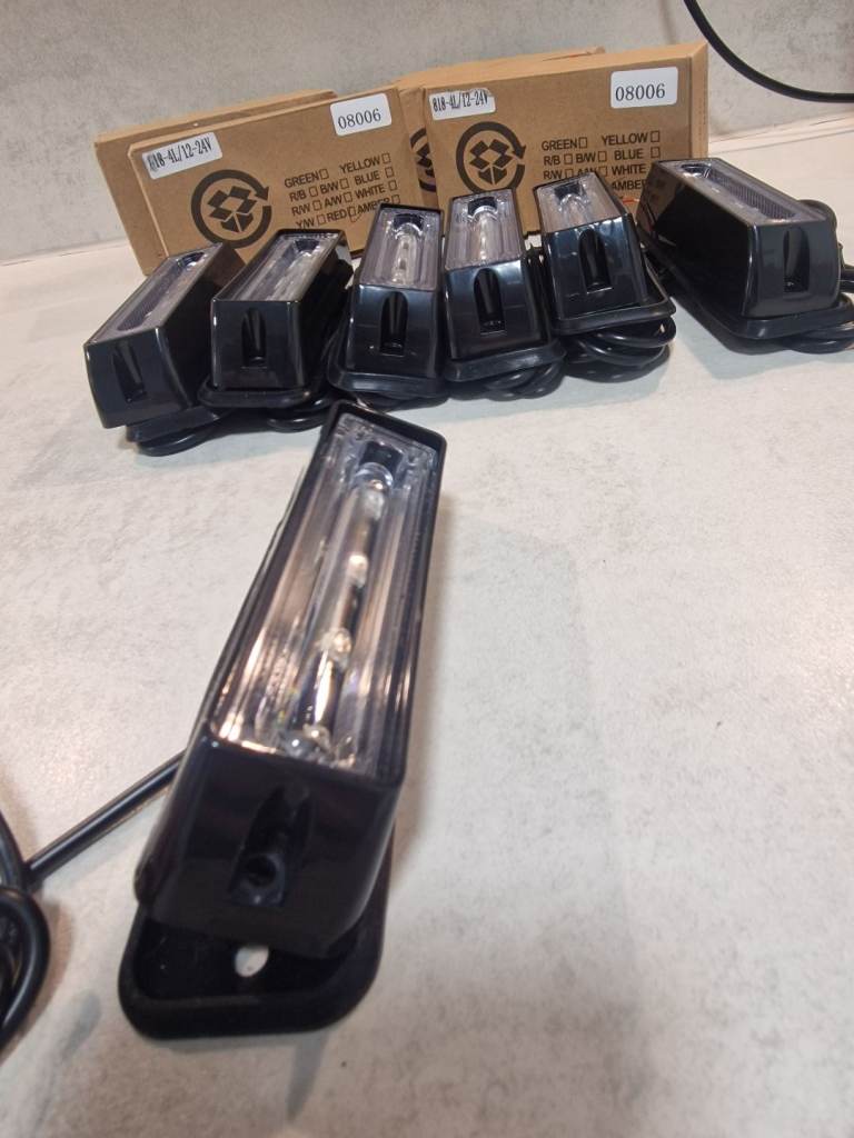 LED Flashing red lights 