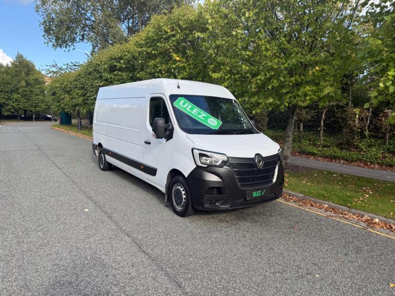 2022 Renault Master 2.3 dCi 35 Business FWD LWB Medium Roof Euro 6 4dr PANEL VAN Diesel Manual
