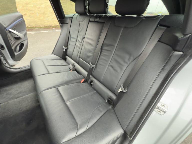 2018 BMW 3 Series 320d xDrive M Sport 5dr Step Auto [Business Media] HATCHBACK DIESEL Automatic