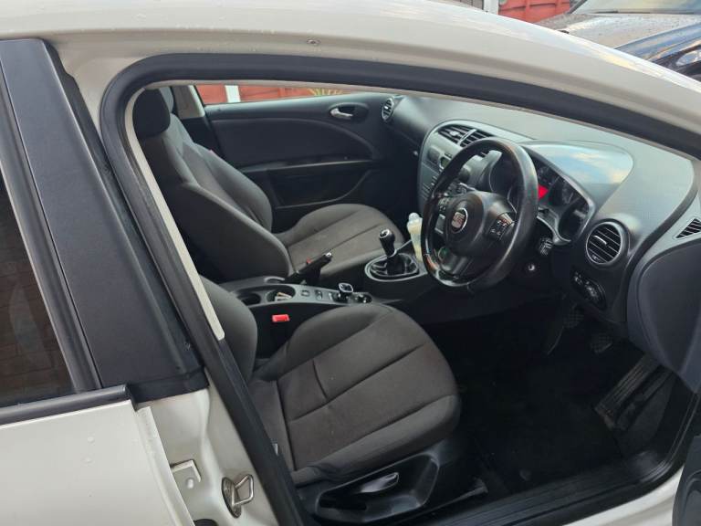 Seat, LEON, Hatchback, 2009, Manual, 1390 (cc), 5 doors