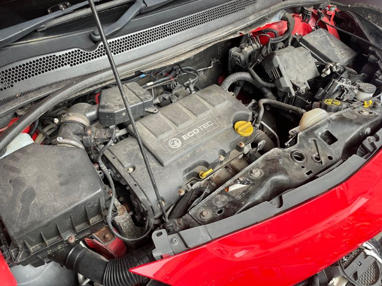 Vauxhall Corsa B14XER Engine , Can be heard running 