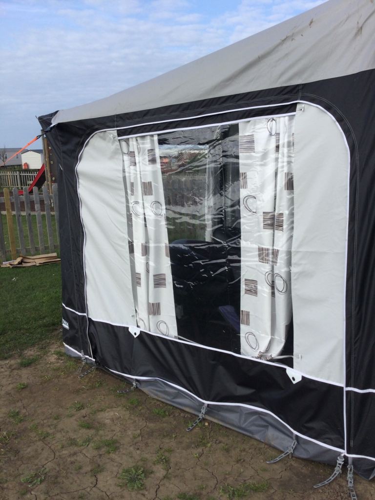  Camp tech full size awning