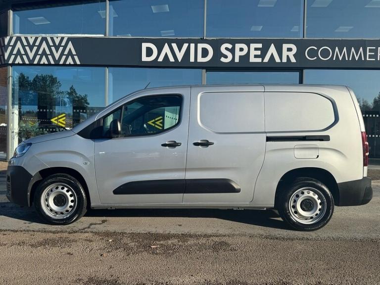 2023 Citroen Berlingo HDi 100ps 850 Enterprise XL Edition 5 Seat Kombi Crew Cab L2 LWB Crew Euro ...