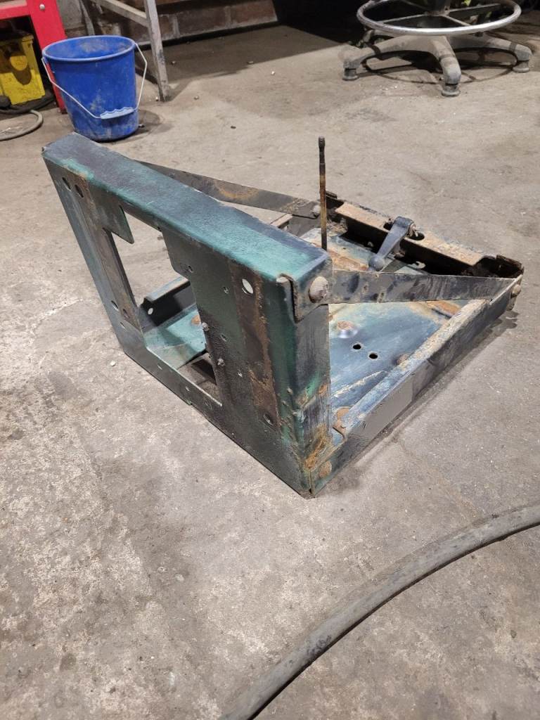 Daf lf battery box
