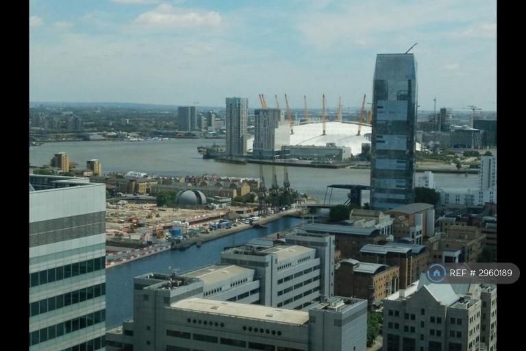 2 bedroom flat in Pan Peninsula, London, E14 (2 bed) (#2960189)