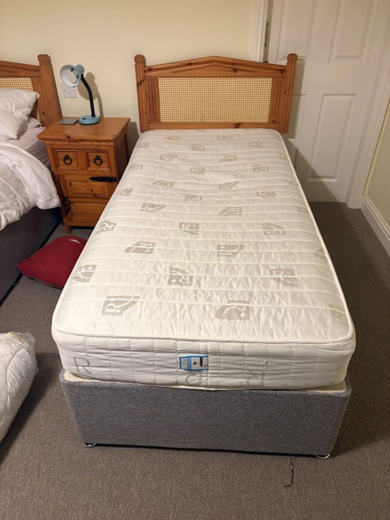 Single divan bed with mattress 