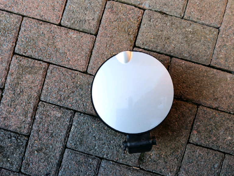 Mini Cooper R56 2010 petrol cap cover, pure silver, good condition 