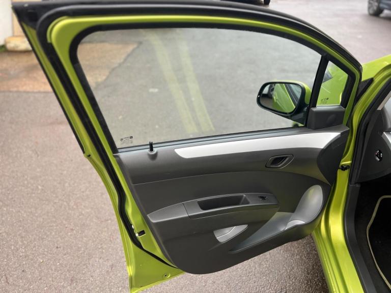 2012 Chevrolet Spark 1.2i LT Euro 5 5dr HATCHBACK Petrol Manual