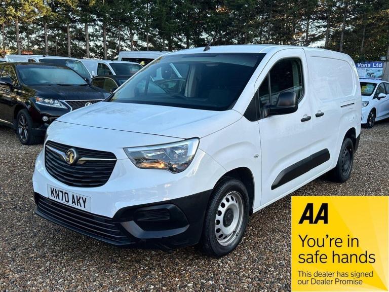 2020 Vauxhall Combo 1.5 Turbo D 2300 Edition L2 H1 Euro 6 (s/s) 4dr PANEL VAN Diesel Manual