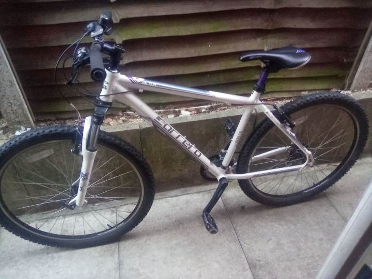Carrera mountain bike