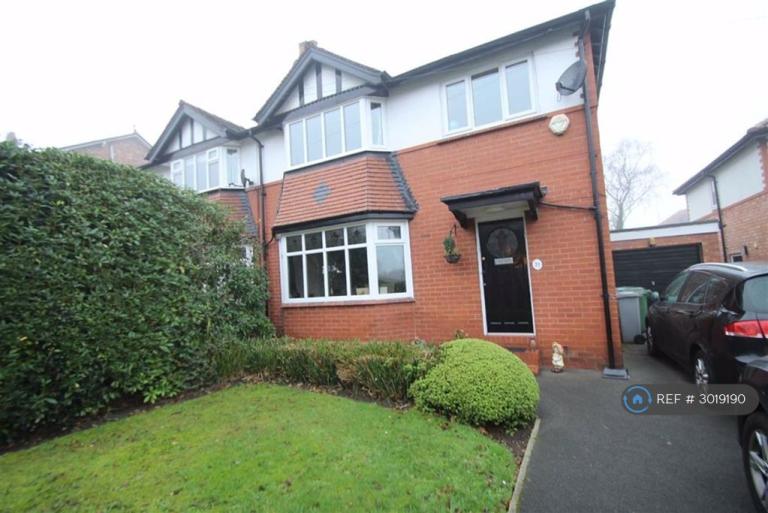 3 bedroom house in Delahays Road, Hale, Altrincham, WA15 (3 bed) (#3019190)