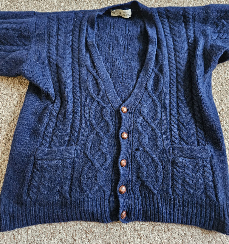 Shetland Pure New Wool Cardigan (XL) (Navy Blue)