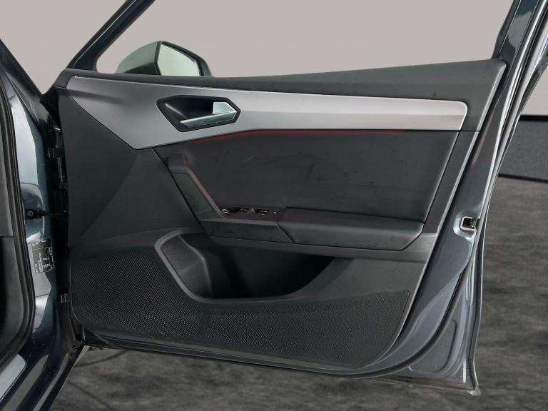 2023 SEAT Leon 1.5 TSI EVO FR Hatchback 5dr Petrol Manual Euro 6 (s/s) (130 ps) - NAV - CR Hatchb...