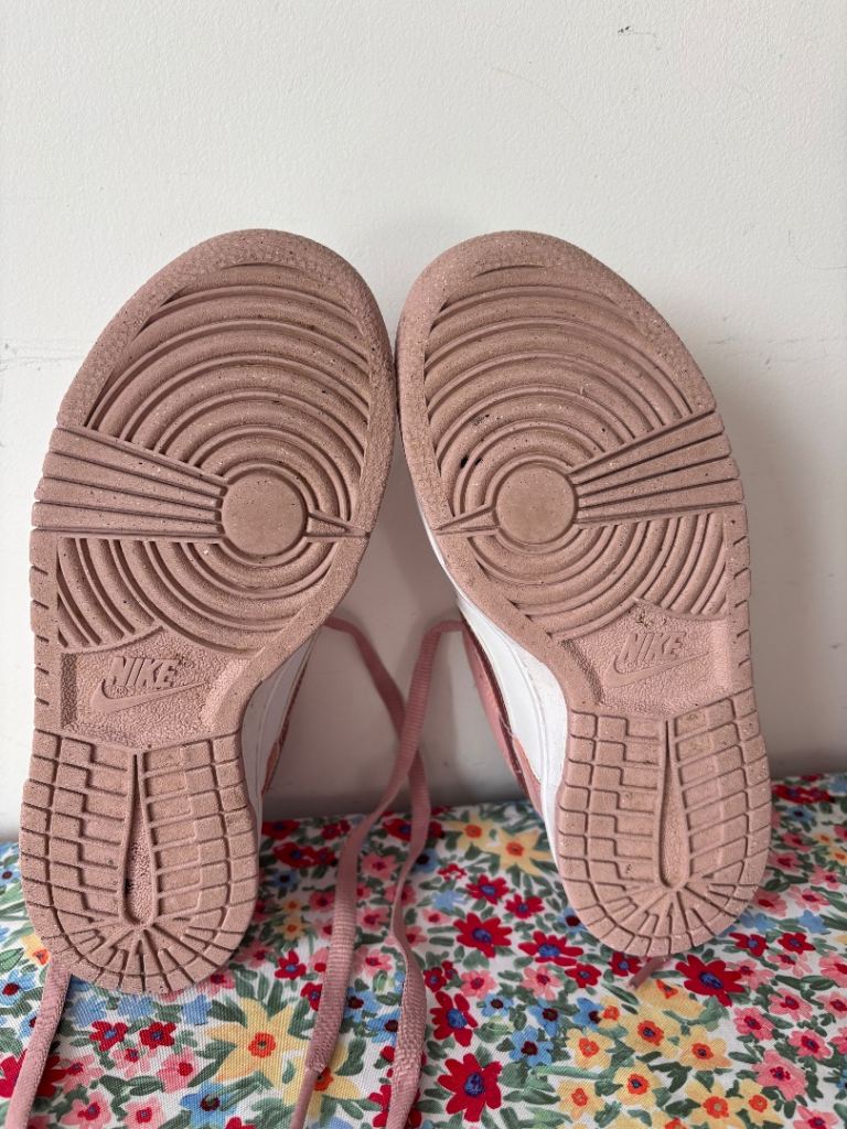 Nike girls trainers -size 3 