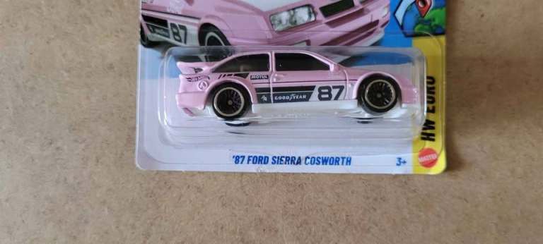 🔥 HOTWHEELS 87 FORD SIERRA COSWORTH IN PINK🔥