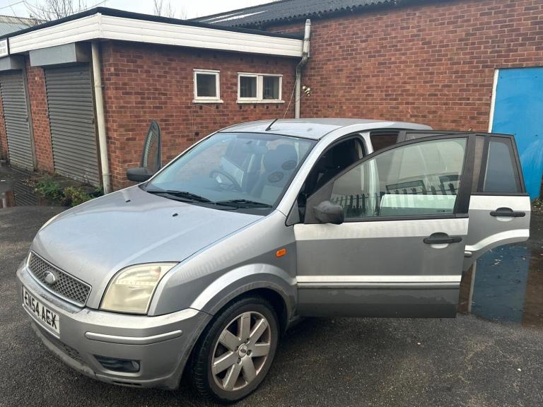 2004 Ford Fusion 1.6 + 5dr Auto HATCHBACK Petrol Automatic