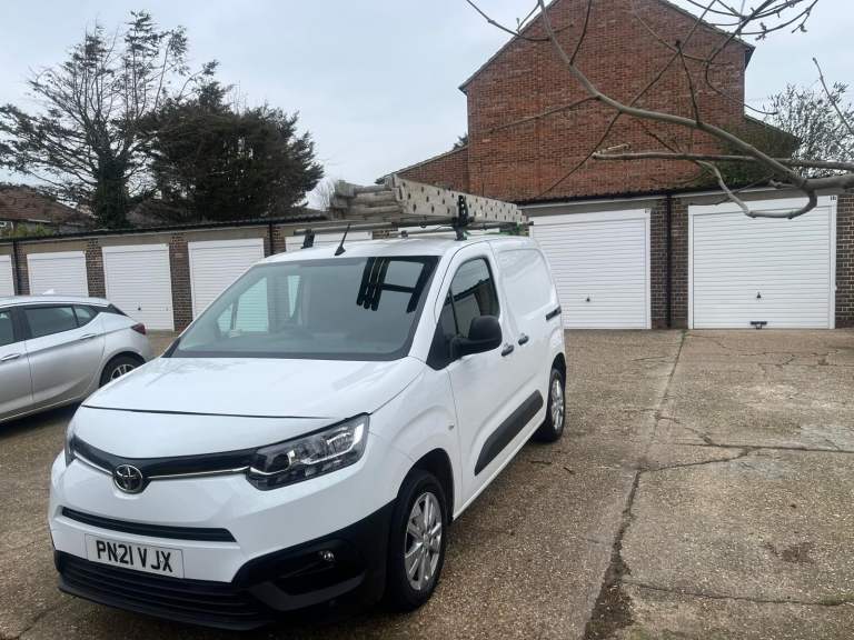 2021 Toyota proace city van 