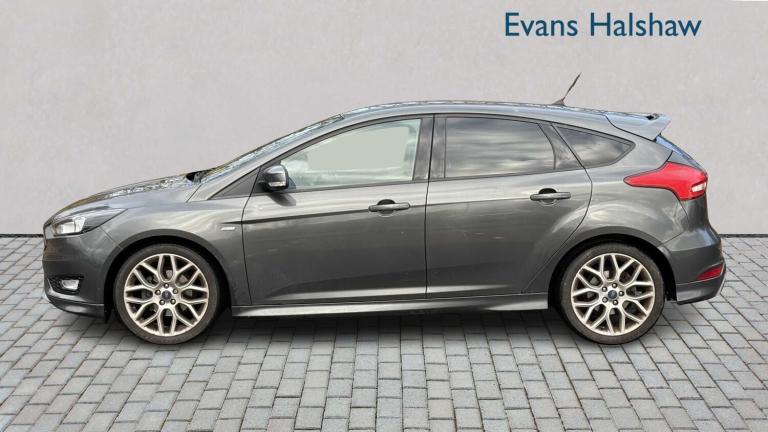  Ford Focus 1.0 EcoBoost 125 ST-Line 5dr Hatchback Petrol Manual