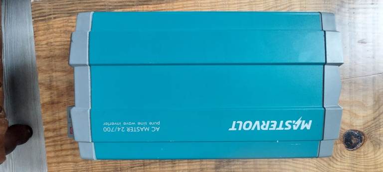 MASTERVOLT Inverter 24/700