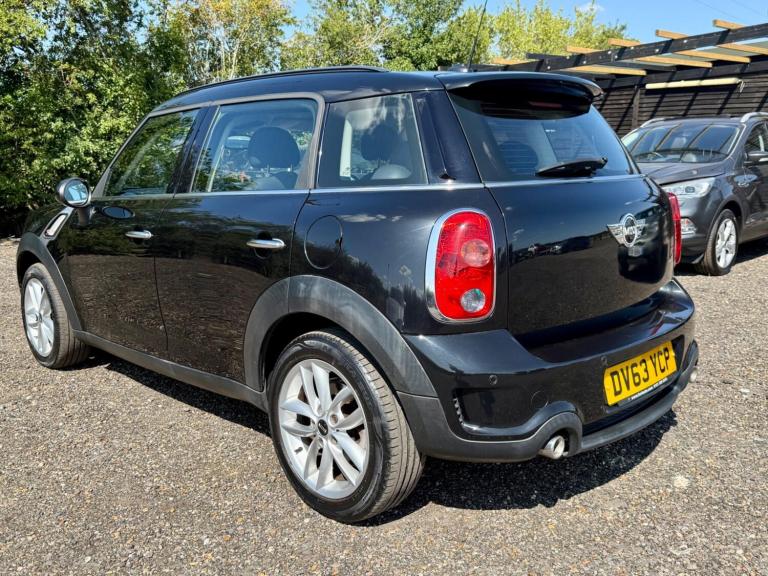 2013 MINI Countryman 2.0 Cooper SD Euro 5 (s/s) 5dr HATCHBACK Diesel Manual
