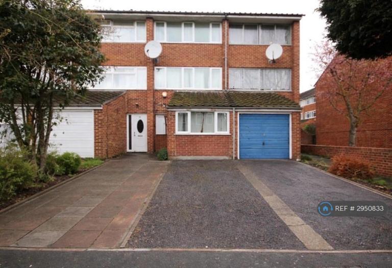 4 bedroom house in Addison Road, London, SE25 (4 bed) (#2950833)