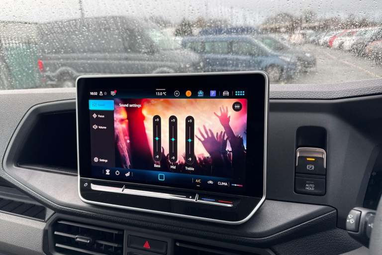 2025 Volkswagen Crafter 2.0 TDI 140PS Commerce Plus High Roof Van PANEL VAN DIESEL Manual