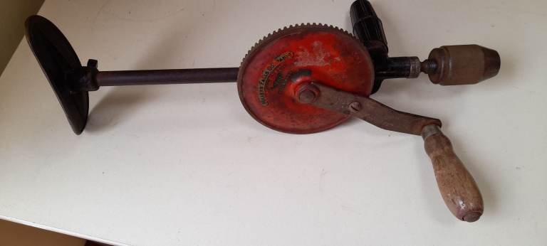 vintage 2 speed carpenters hand brace