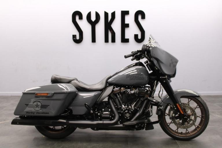 2022 Harley-Davidson FLHXST Touring Street Glide ST in Gunship Grey