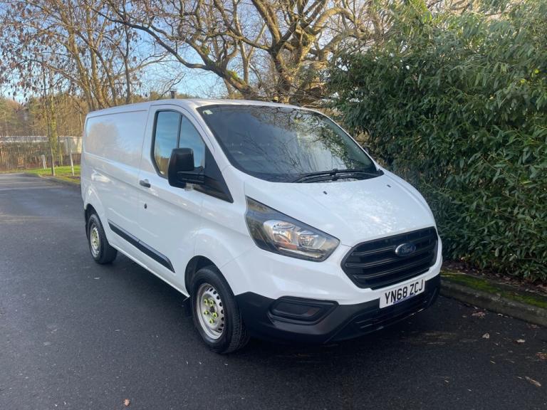 2018 Ford Transit Custom 2.0 TDCi 105ps Low Roof Van PANEL VAN DIESEL Manual
