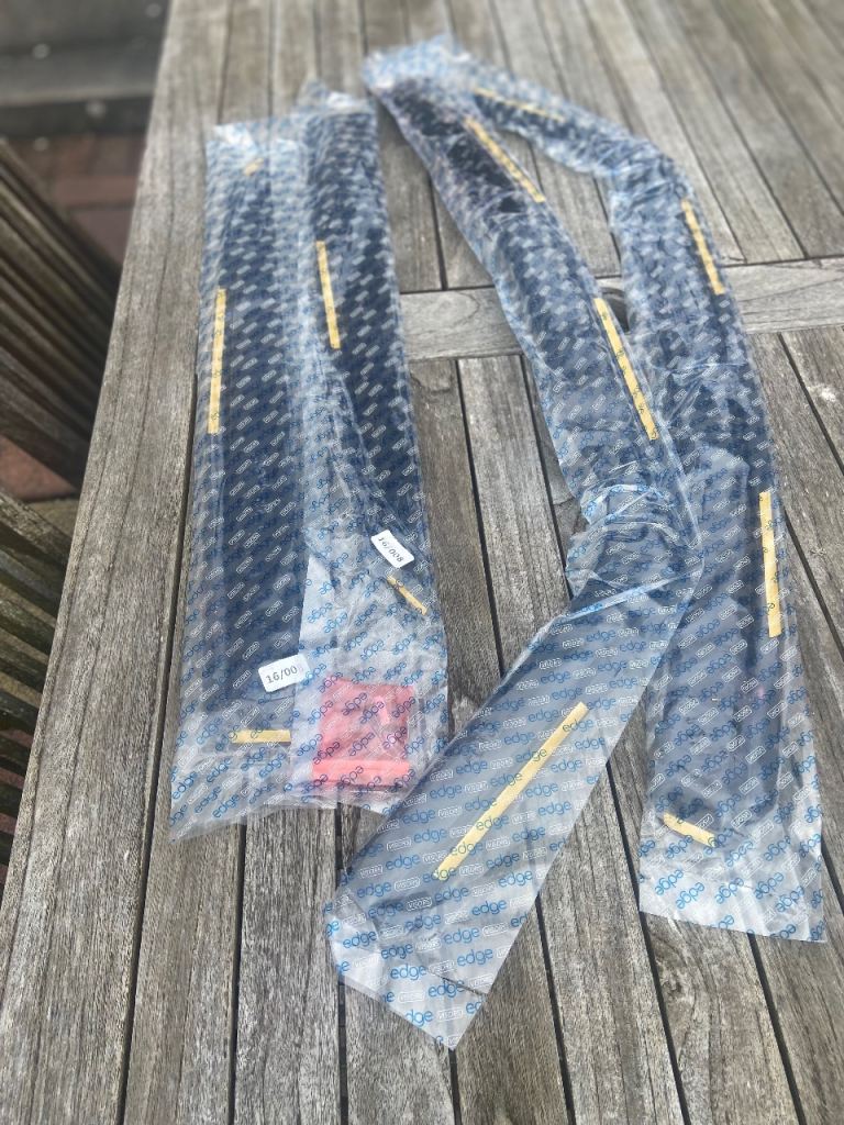 wind deflectors for Peugeot 207 5door hatchback