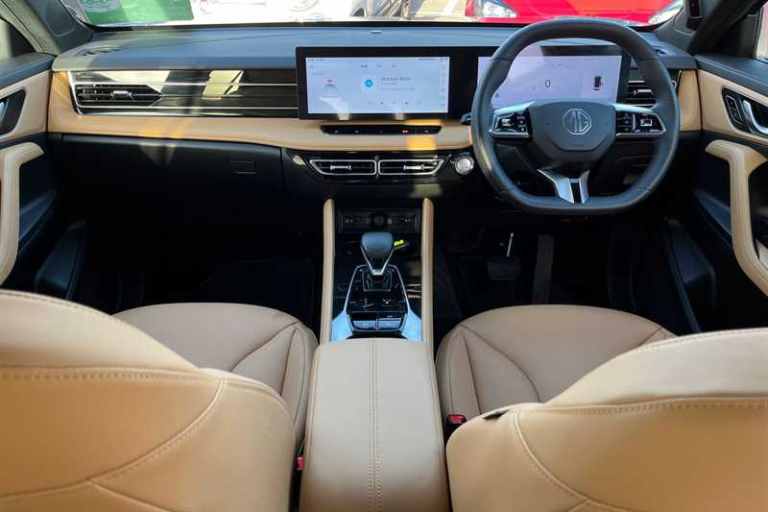 2025 MG MG HS 1.5 T-GDI 24.7kWh Trophy SUV 5dr Petrol Plug-in Hybrid Auto Euro 6 (s/s) (2 SUV Hyb...