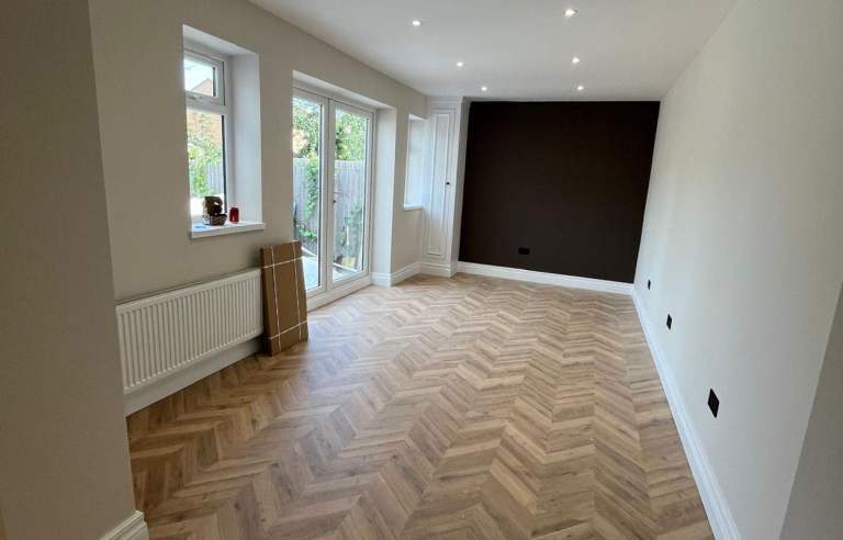 3 bed house for rent companies allowed 