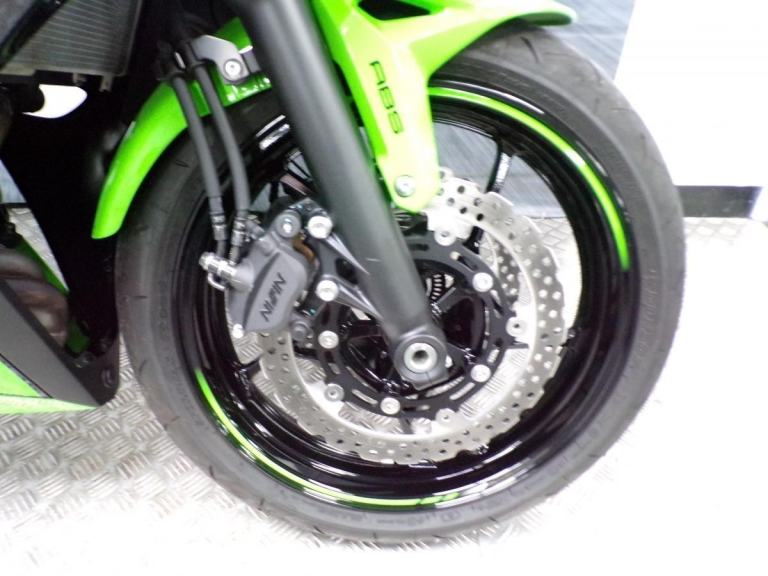 2023 KAWASAKI NINJA 650 WITH LOW MILEAGE