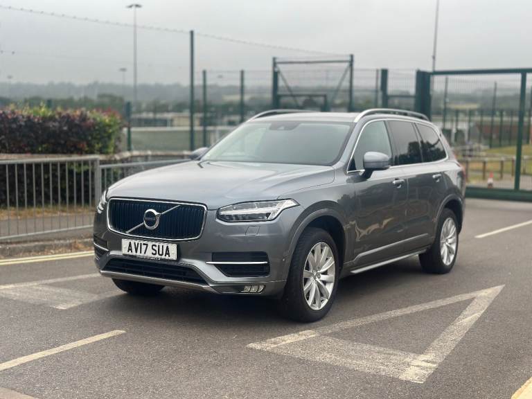 2017 Volvo XC90 Momentum D5 AWD