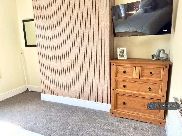 1 bedroom in Stamford Street, Ilkeston, DE7 (#2712177)