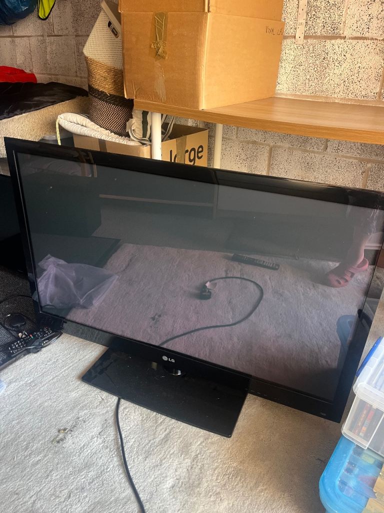 LG television 