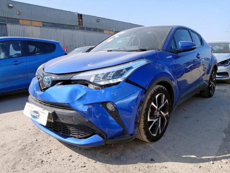 BREAKING TOYOTA C-HR 1.8 PETROL 2020 STOCK NUMBER BB76