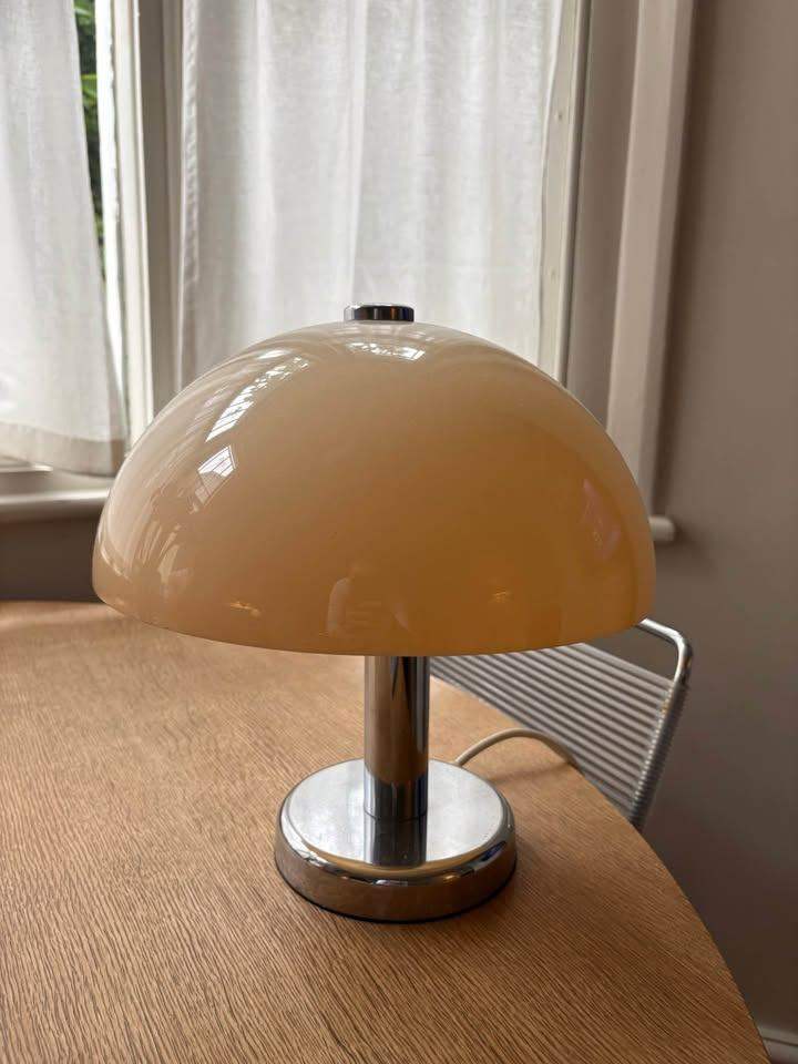 Habitat 80s vintage mushroom lamp
