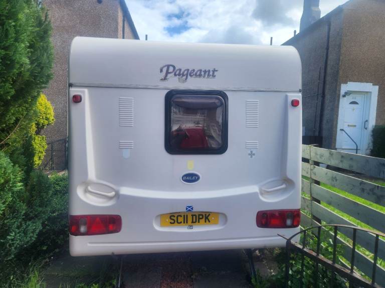 Pageant caravan 2005 