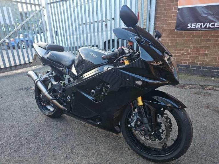 Suzuki GSXR1000 K3 '2003' BREMBO FRONT CALIPERS/M-CYL/GP SILENCER/COMFY SEAT