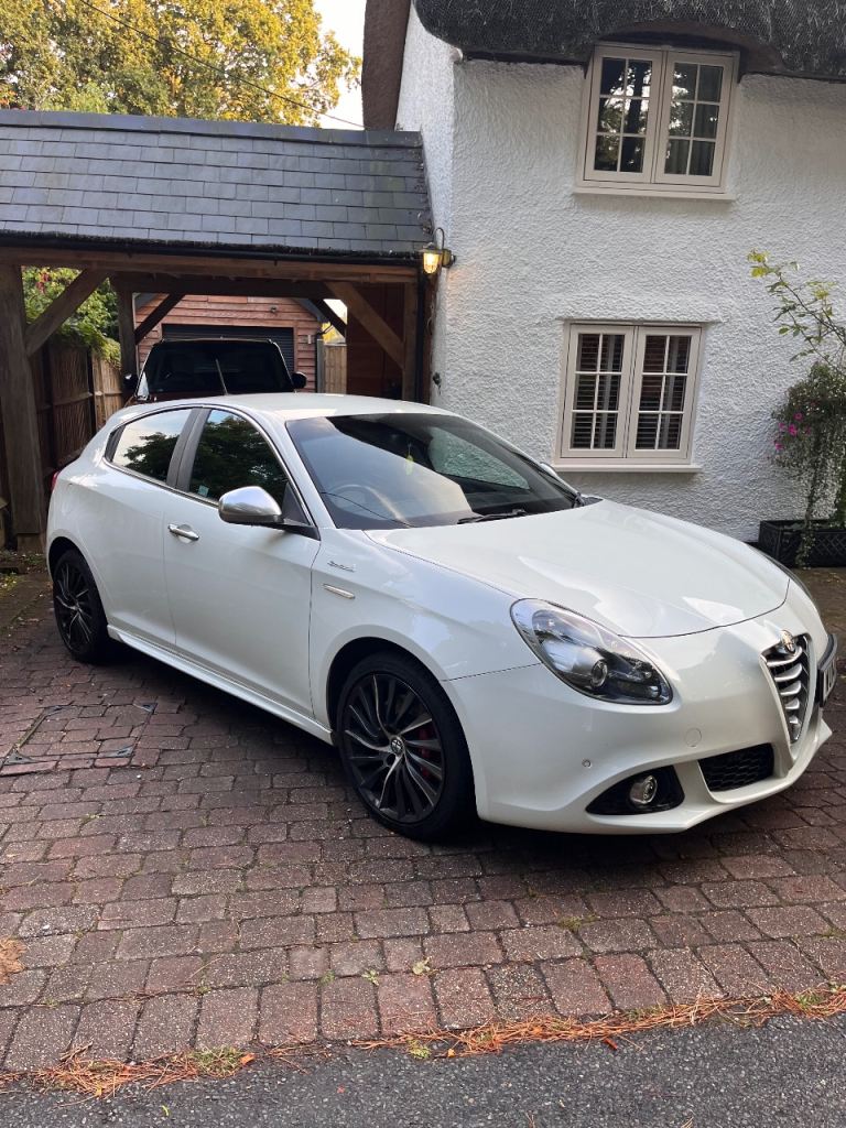 2014 Alfa Romeo Giulietta Sportiva-Nav 2L Diesel 215 BHP