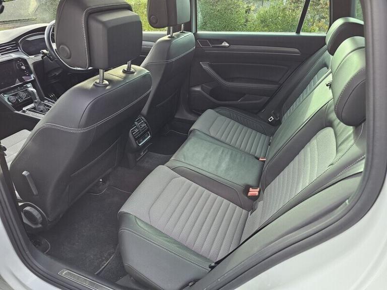 2018 Volkswagen Passat 1.8 TSI 180 R-Line 5dr DSG [Panoramic Roof] ESTATE PETROL Automatic