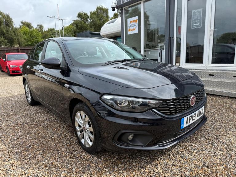 2019 Fiat Tipo 1.4 MPI Easy Plus Euro 6 5dr HATCHBACK Petrol Manual