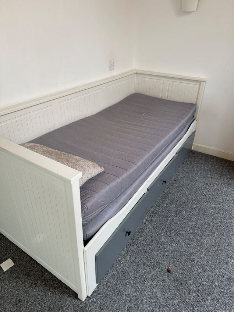 Single / double Bed