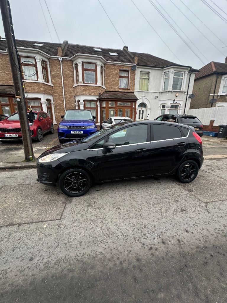 Ford, FIESTA, Hatchback, 2015, Manual, 998 (cc), 5 doors