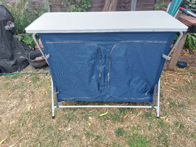 Camping kitchen