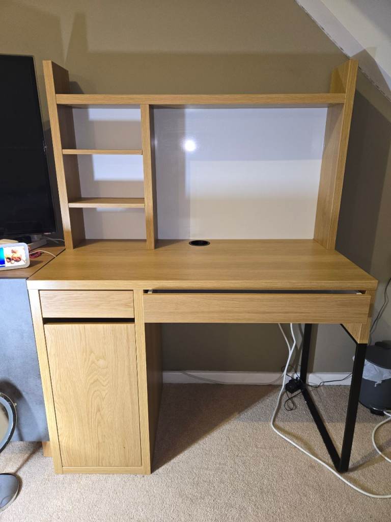 Mikey ikea desk